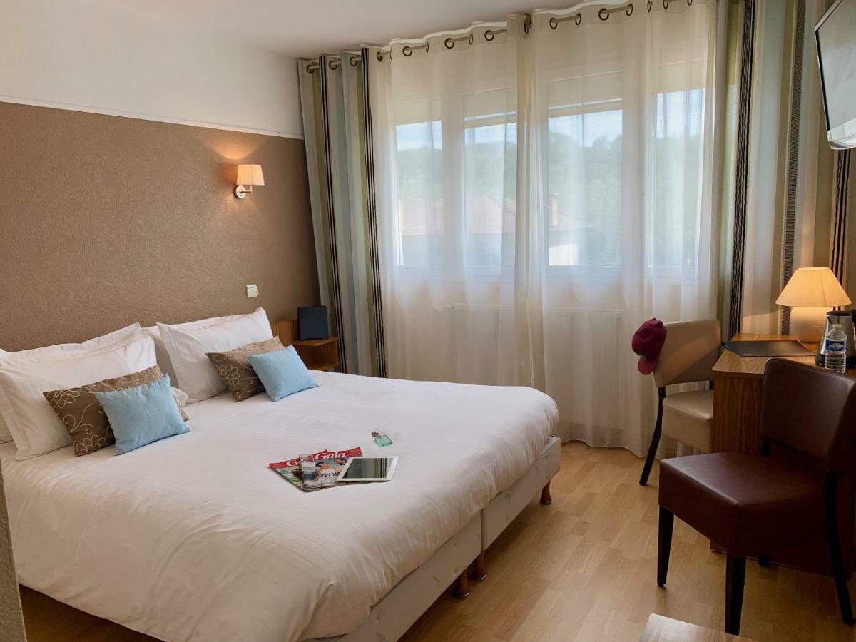 Hotel Brun Saint-Lattier Esterno foto